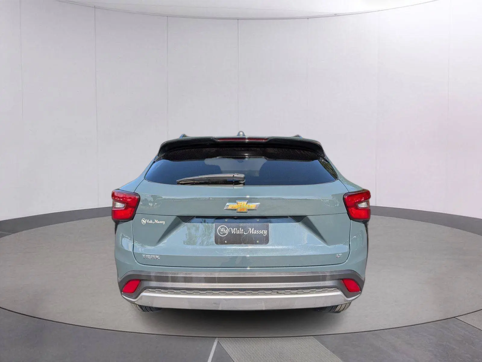 2025 Chevrolet Trax LT photo 4