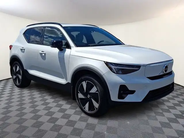 2026 Volvo EX40 Twin Motor Plus AWD's photo