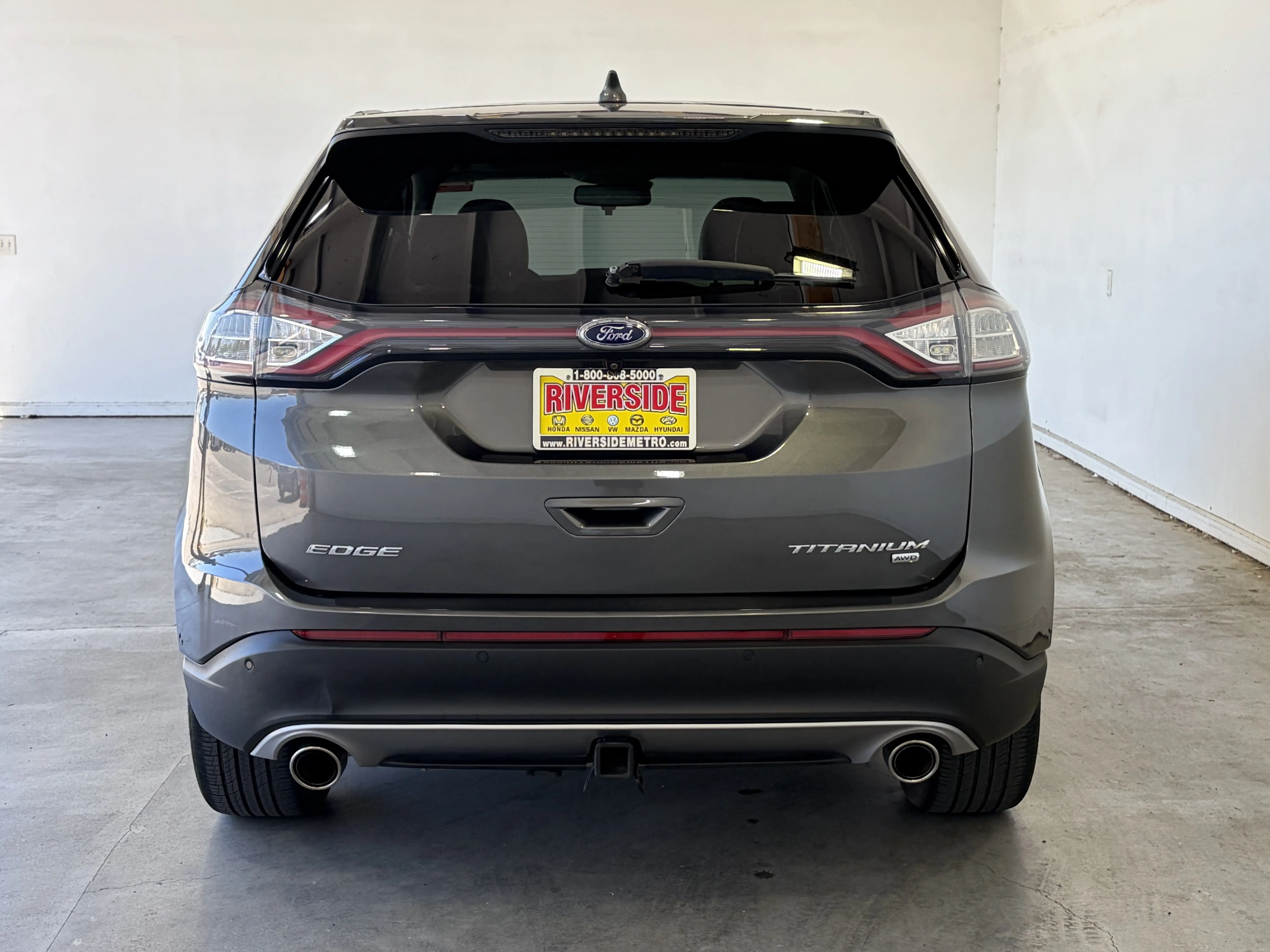 2017 Ford Edge Titanium AWD photo 3