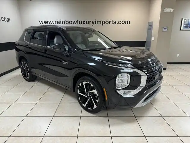 2024 Mitsubishi Outlander Plug-in Hybrid SEL S-AWC's photo