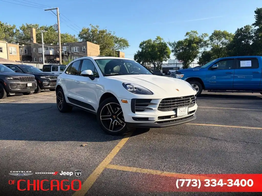 2021 Porsche Macan Base's photo