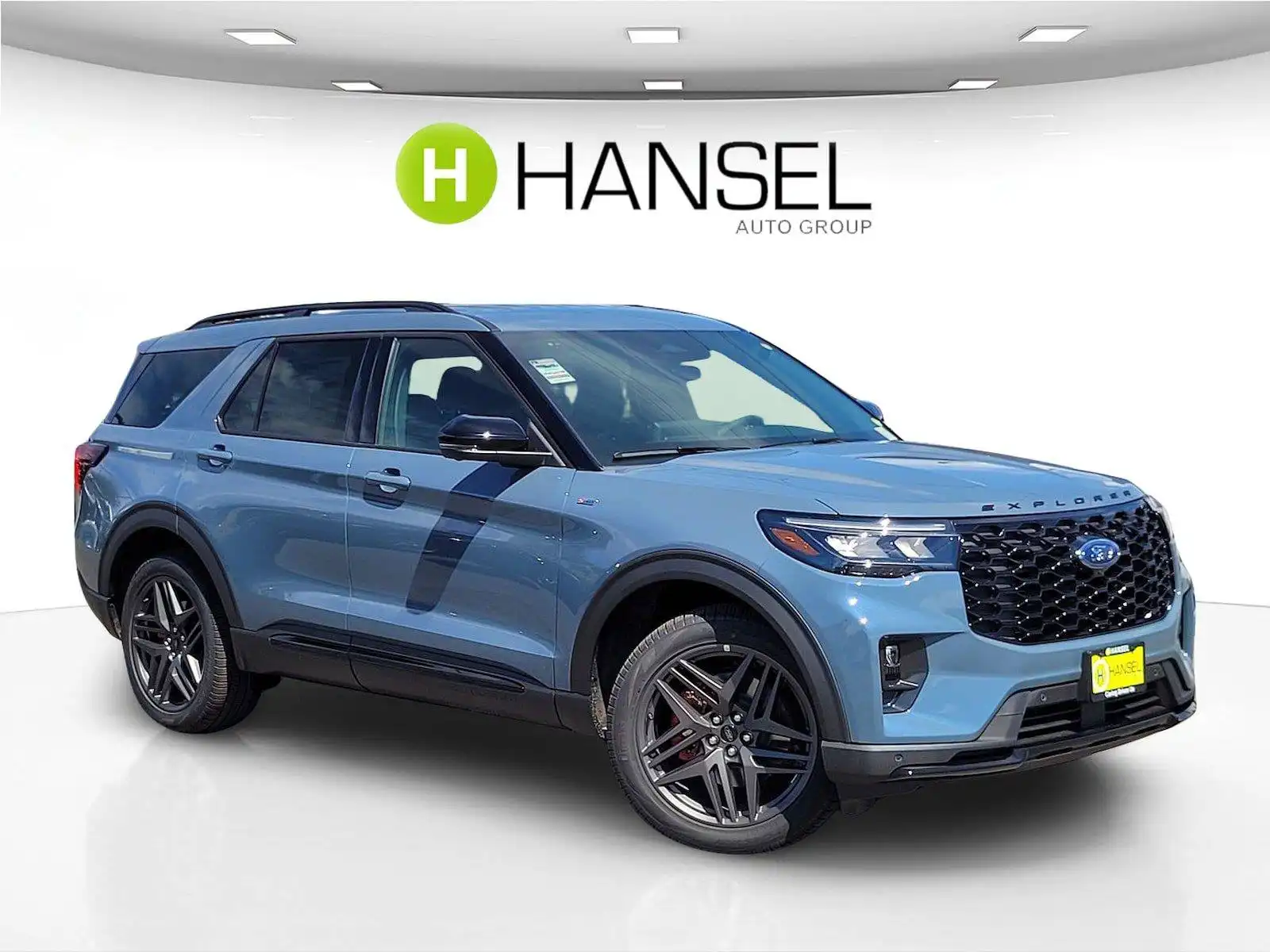 2026 Ford Explorer ST-Line 4WD's photo