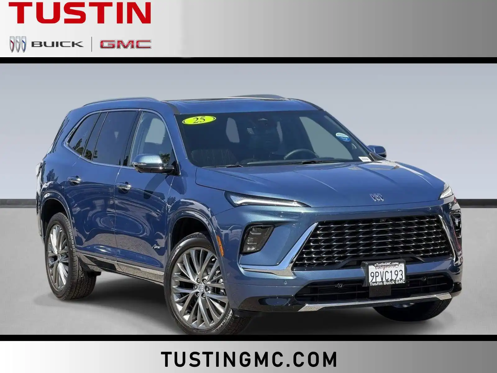 2025 Buick Enclave Avenir's photo