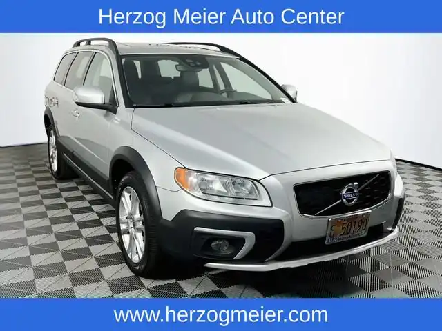 2016 Volvo XC70 T5 AWD Premier's photo