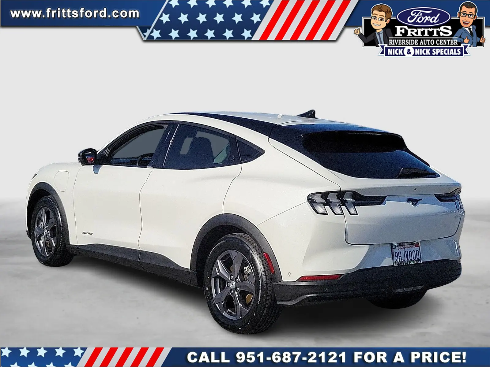 2023 Ford Mustang-Mach-e Select photo 3