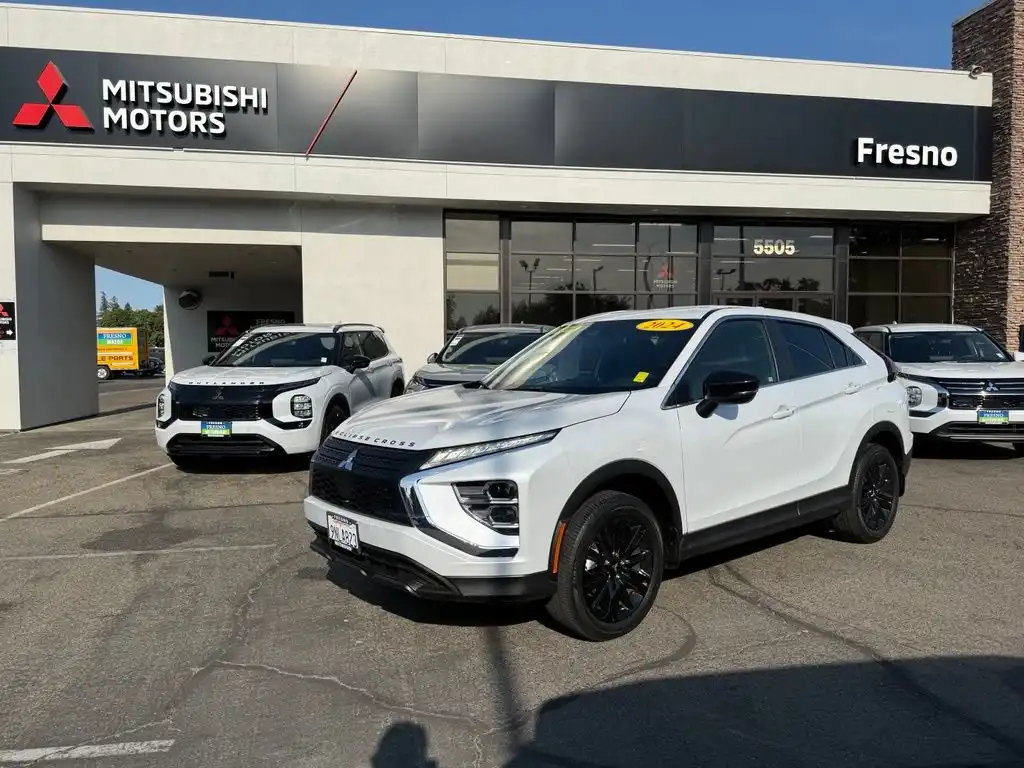 2024 Mitsubishi Eclipse Cross LE S-AWC's photo