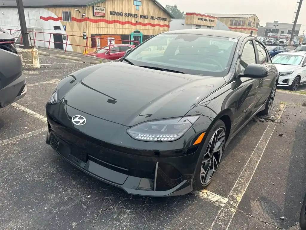 2023 Hyundai Ioniq 6 SEL AWD's photo