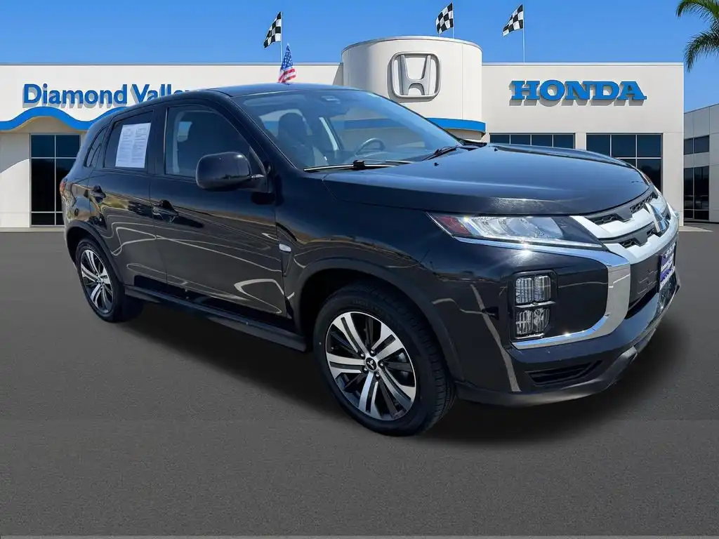 2025 Mitsubishi Outlander Sport 2.0 ES AWC CVT's photo