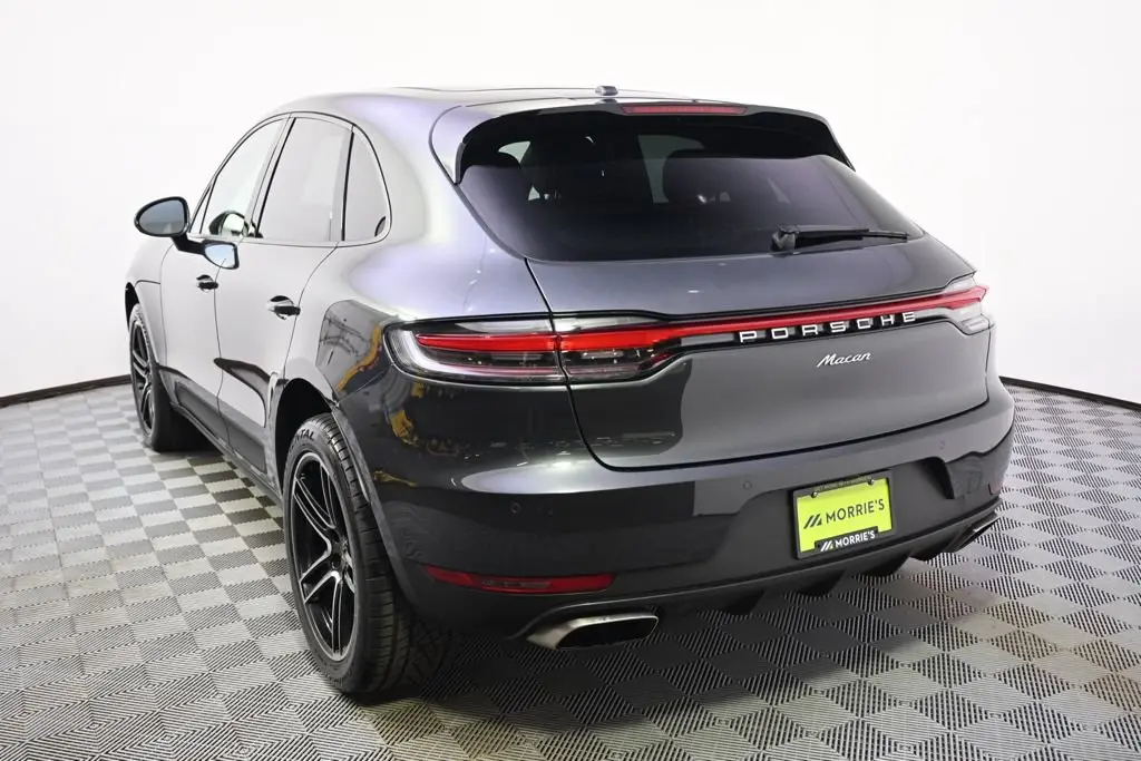 2021 Porsche Macan Base photo 4