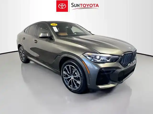 2022 BMW X6 xDrive40i's photo