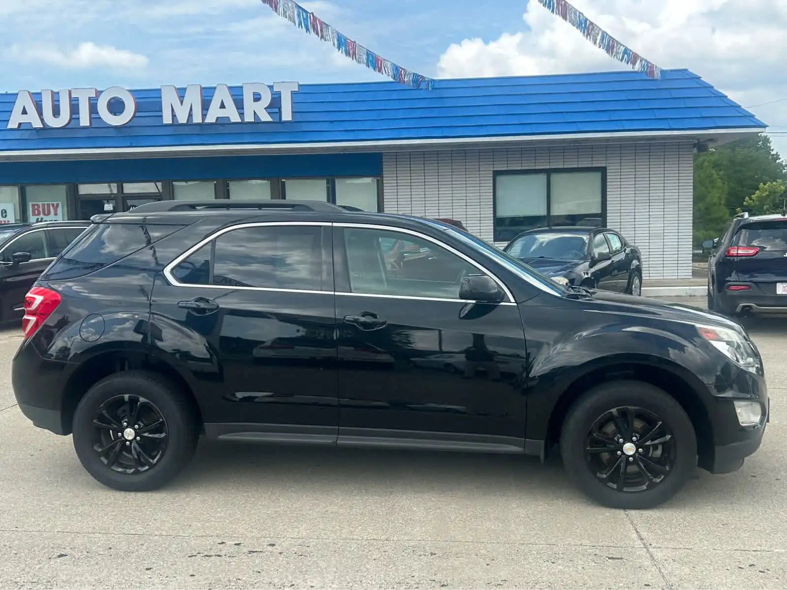 2017 Chevrolet Equinox AWD LT's photo