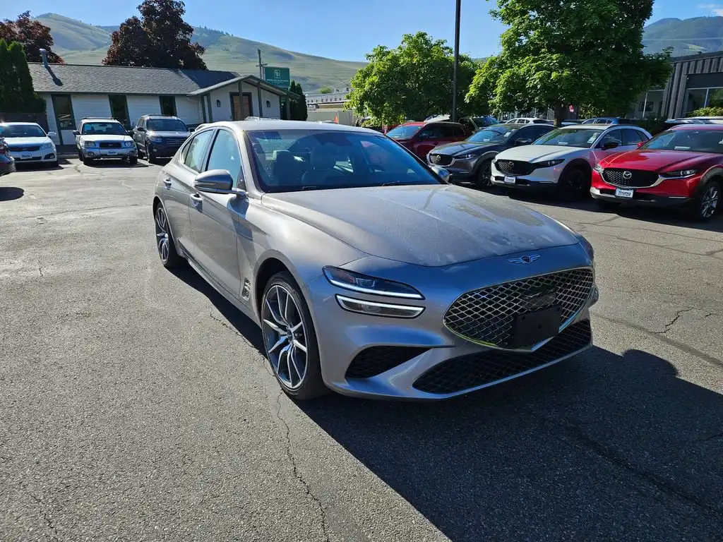 2024 Genesis G70 2.5T Standard AWD's photo