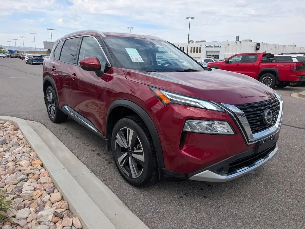2023 Nissan Rogue Platinum AWD photo 4