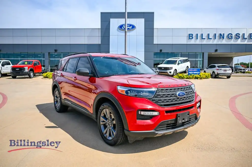 2021 Ford Explorer XLT 4WD's photo