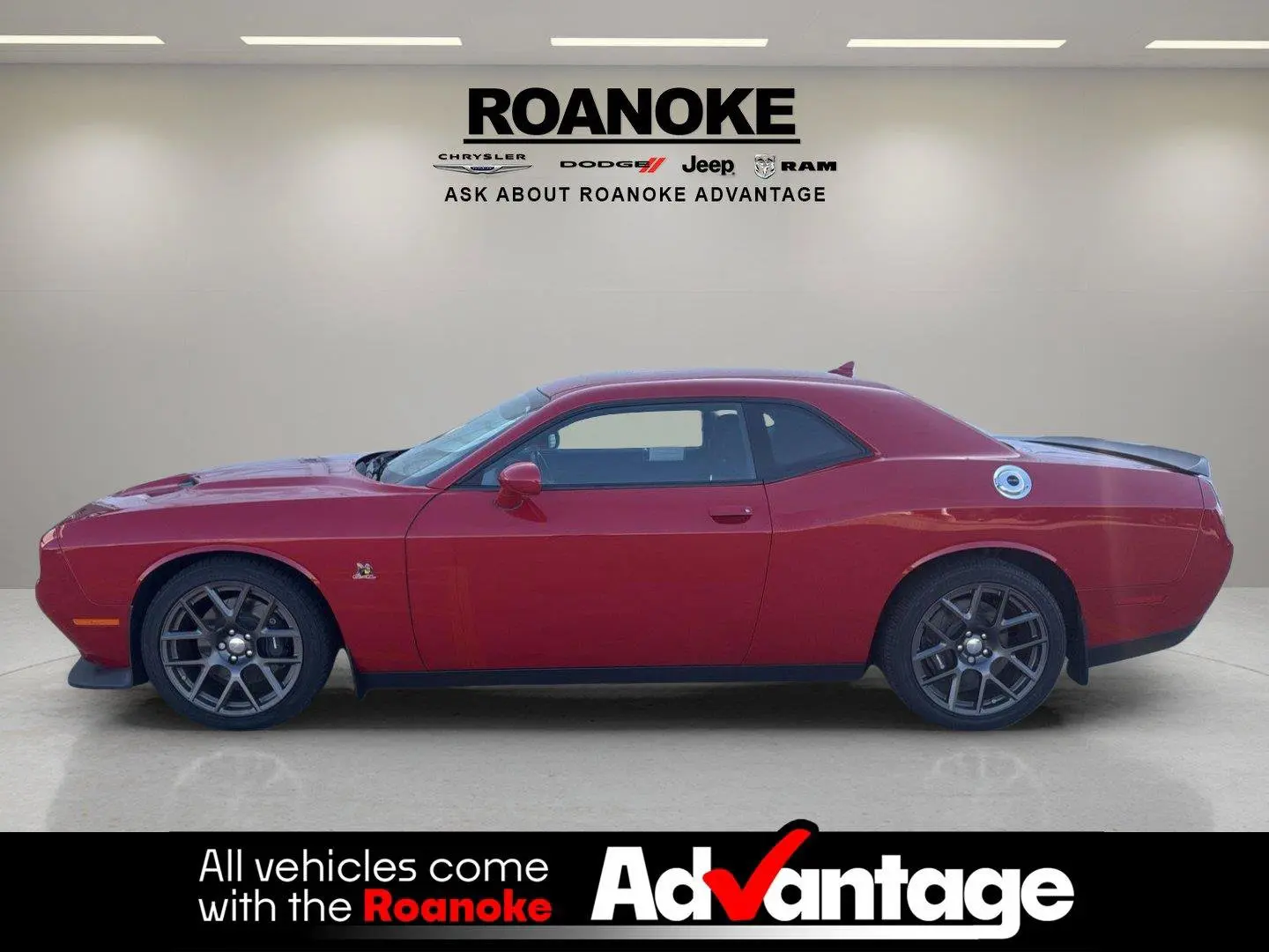 2016 Dodge Challenger Scat Pack photo 5