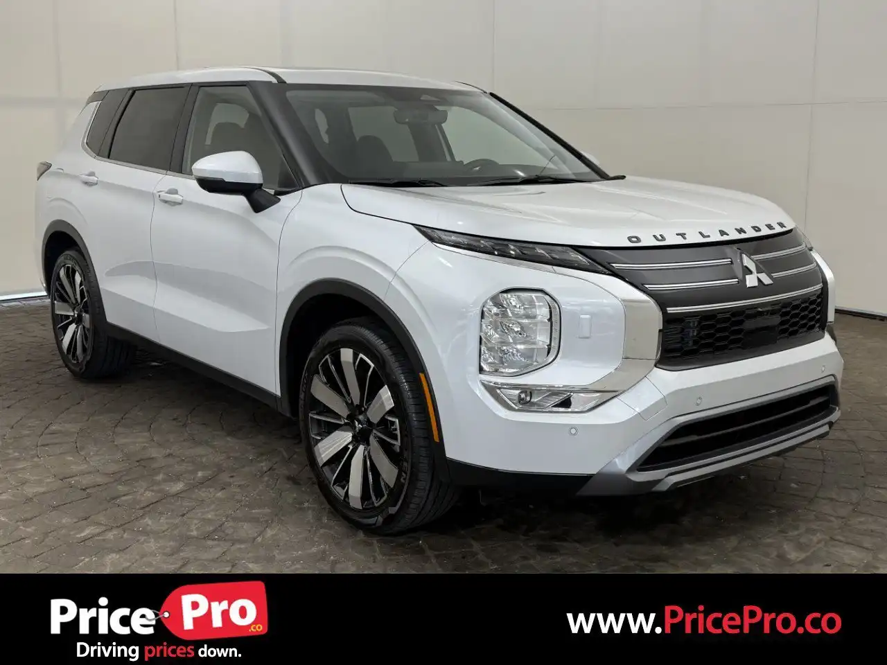 2026 Mitsubishi Outlander SE S-AWC's photo