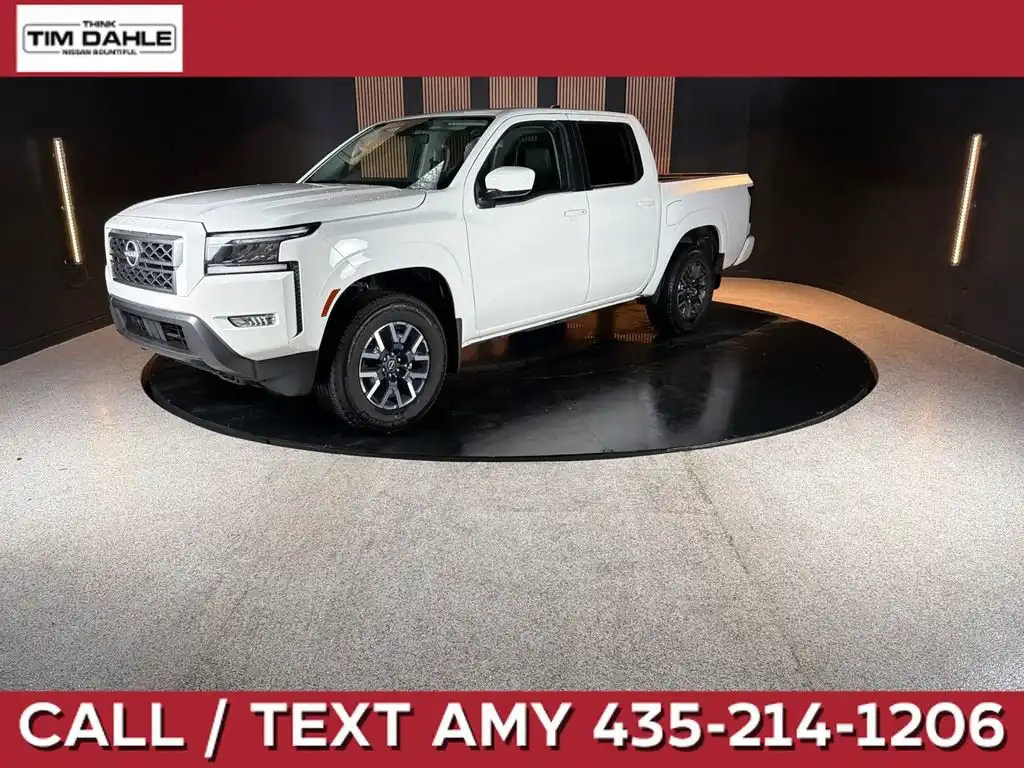 2024 Nissan Frontier SL Crew Cab 4WD's photo