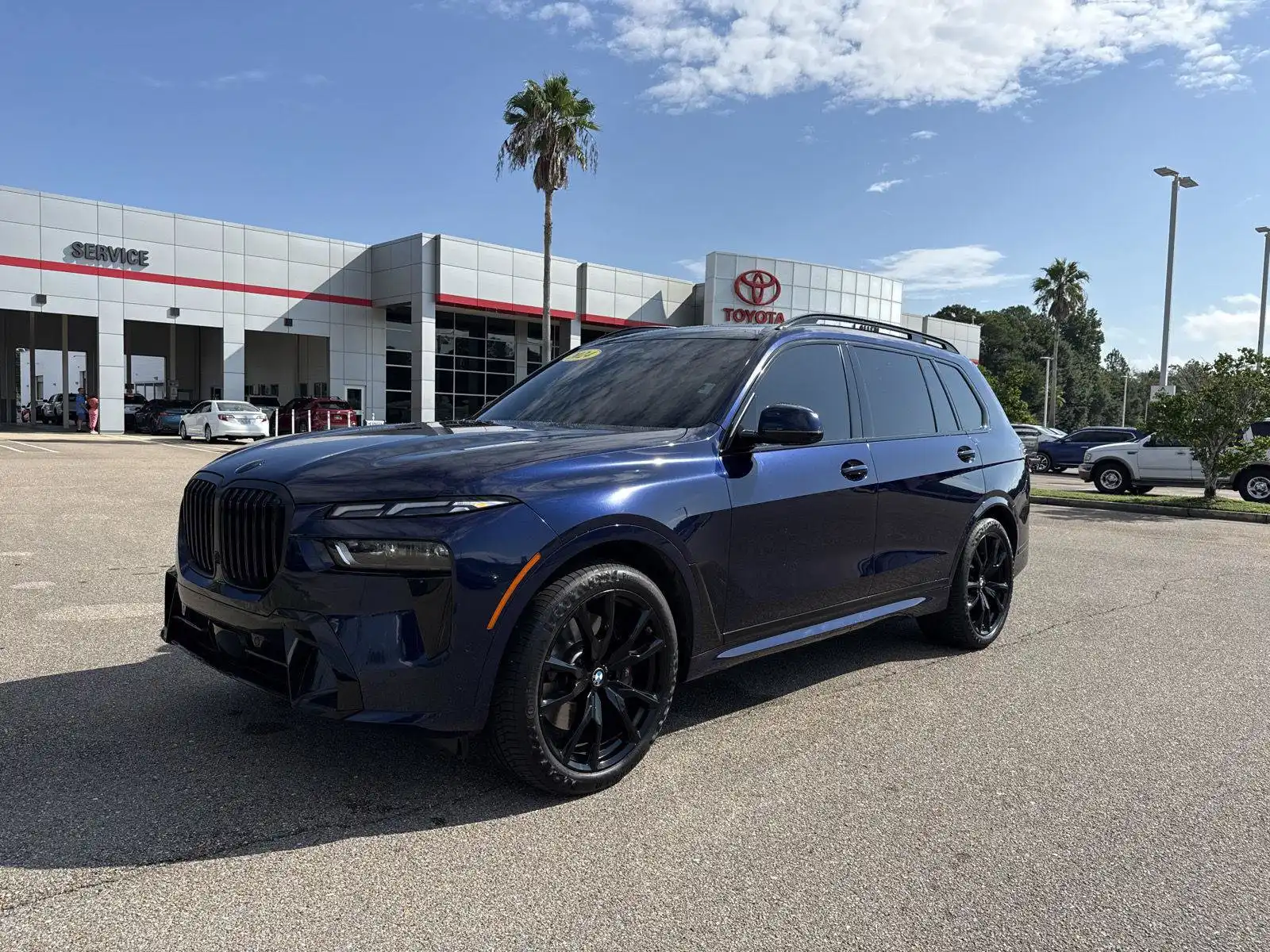 2024 BMW X7 xDrive40i's photo