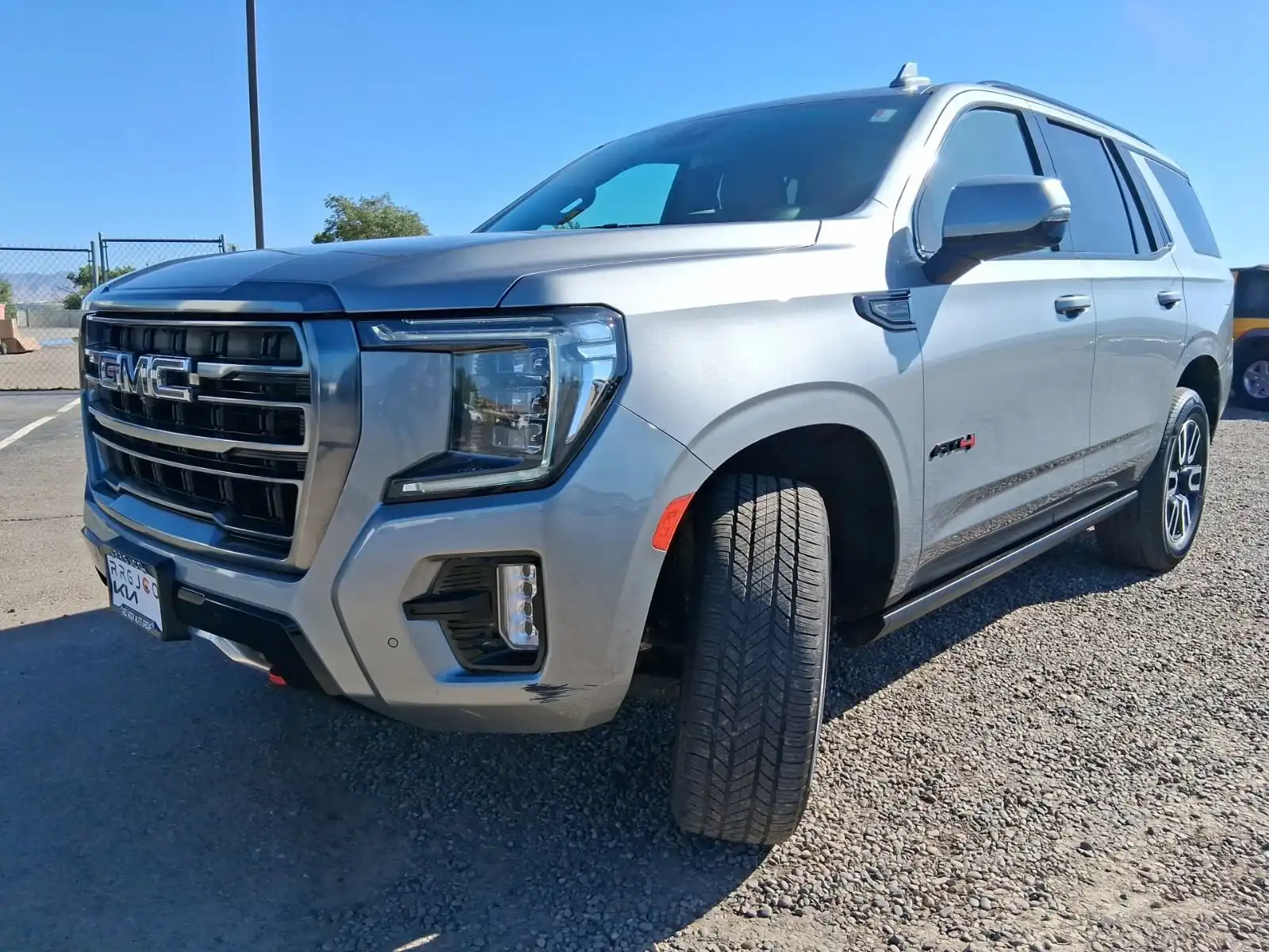 2023 GMC Yukon 4WD AT4's photo