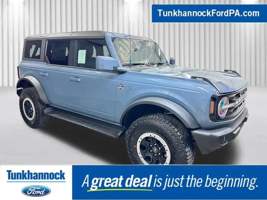 2025 Ford Bronco Outer Banks 4WD's photo