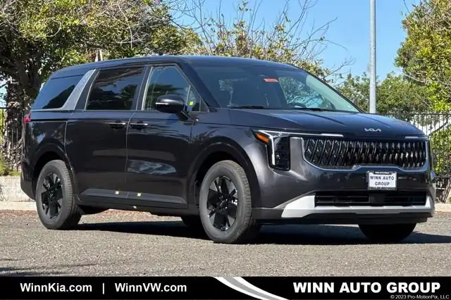 2027 Kia Sedona LXS HEV's photo