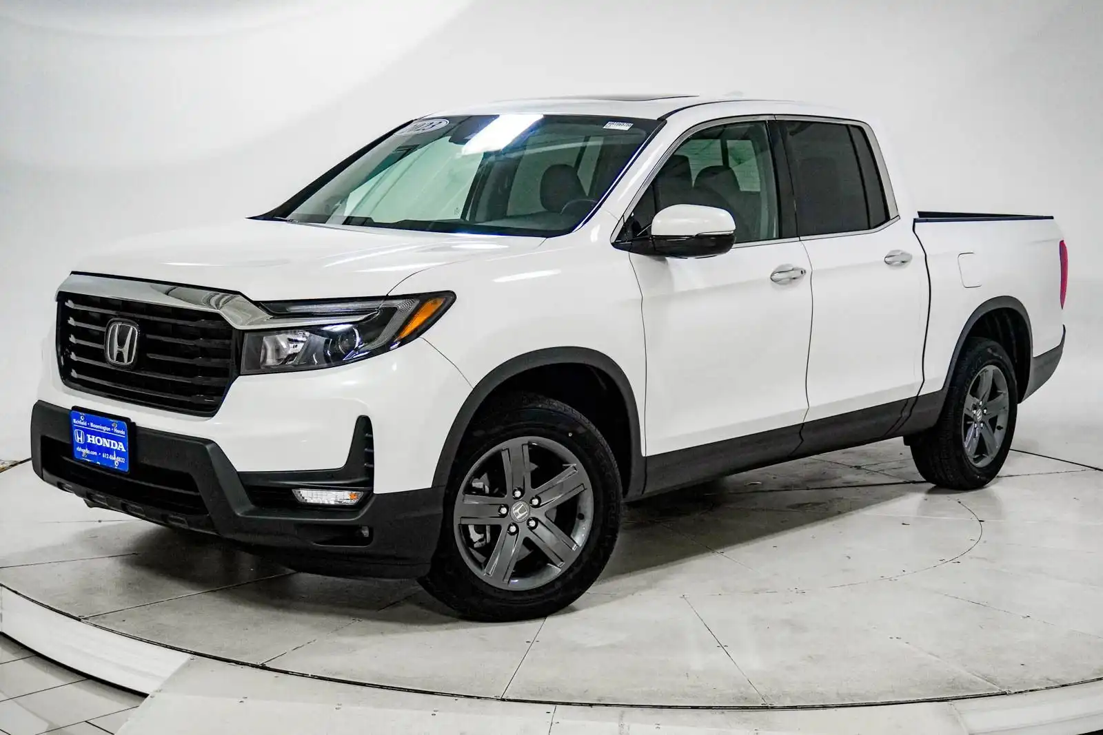 2023 Honda Ridgeline RTL-E AWD's photo