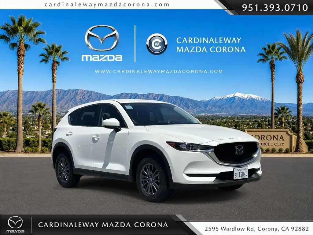 2020 Mazda CX-5 Touring Auto's photo
