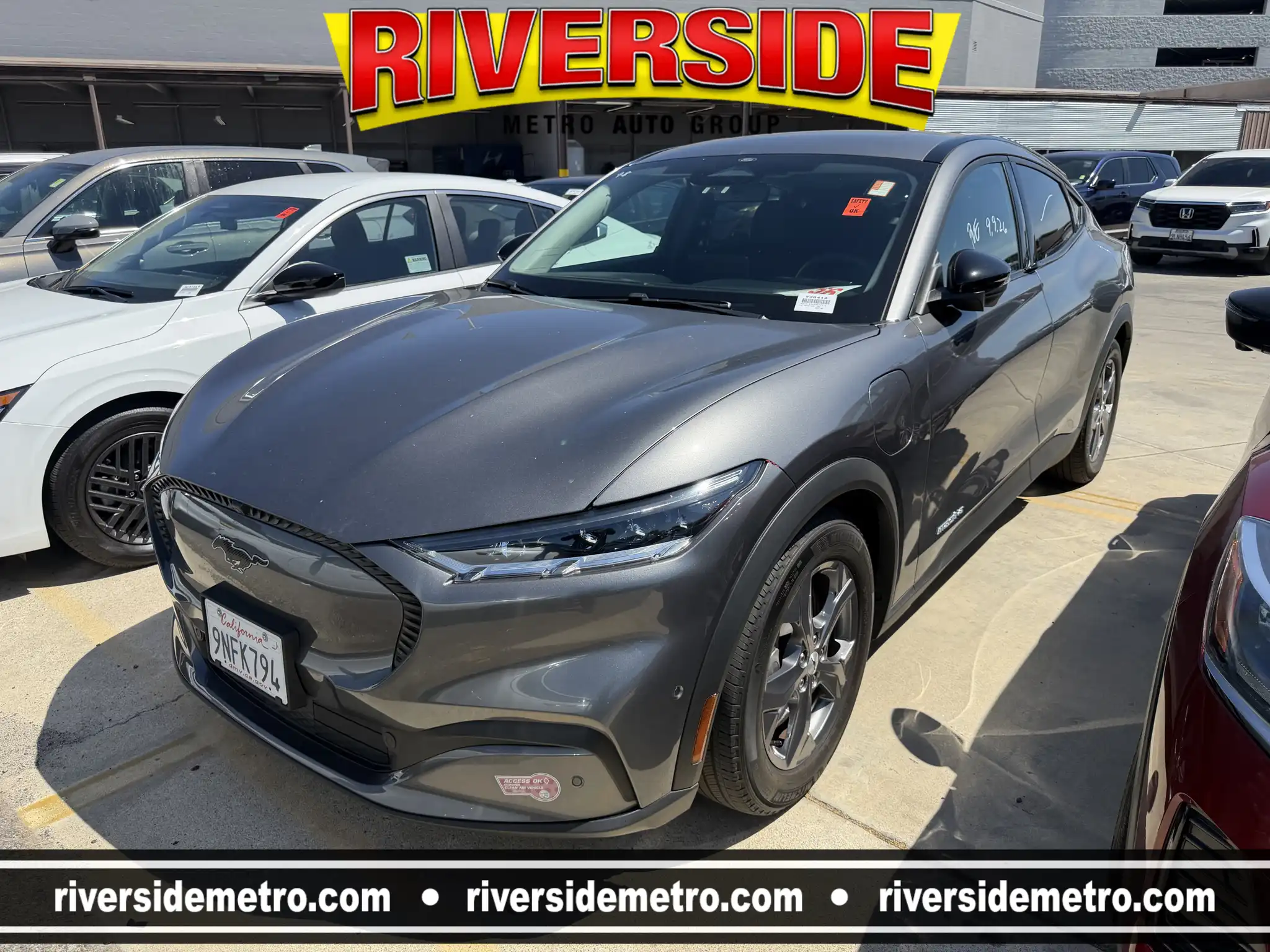 2023 Ford Mustang-Mach-e Select's photo