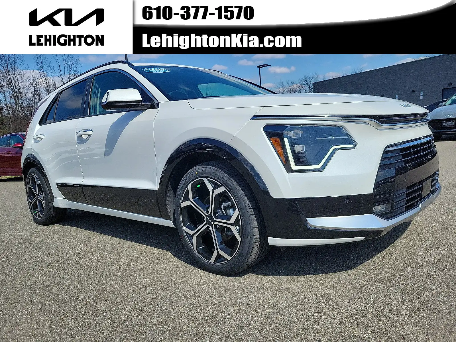 2023 Kia Niro SX Touring HEV's photo