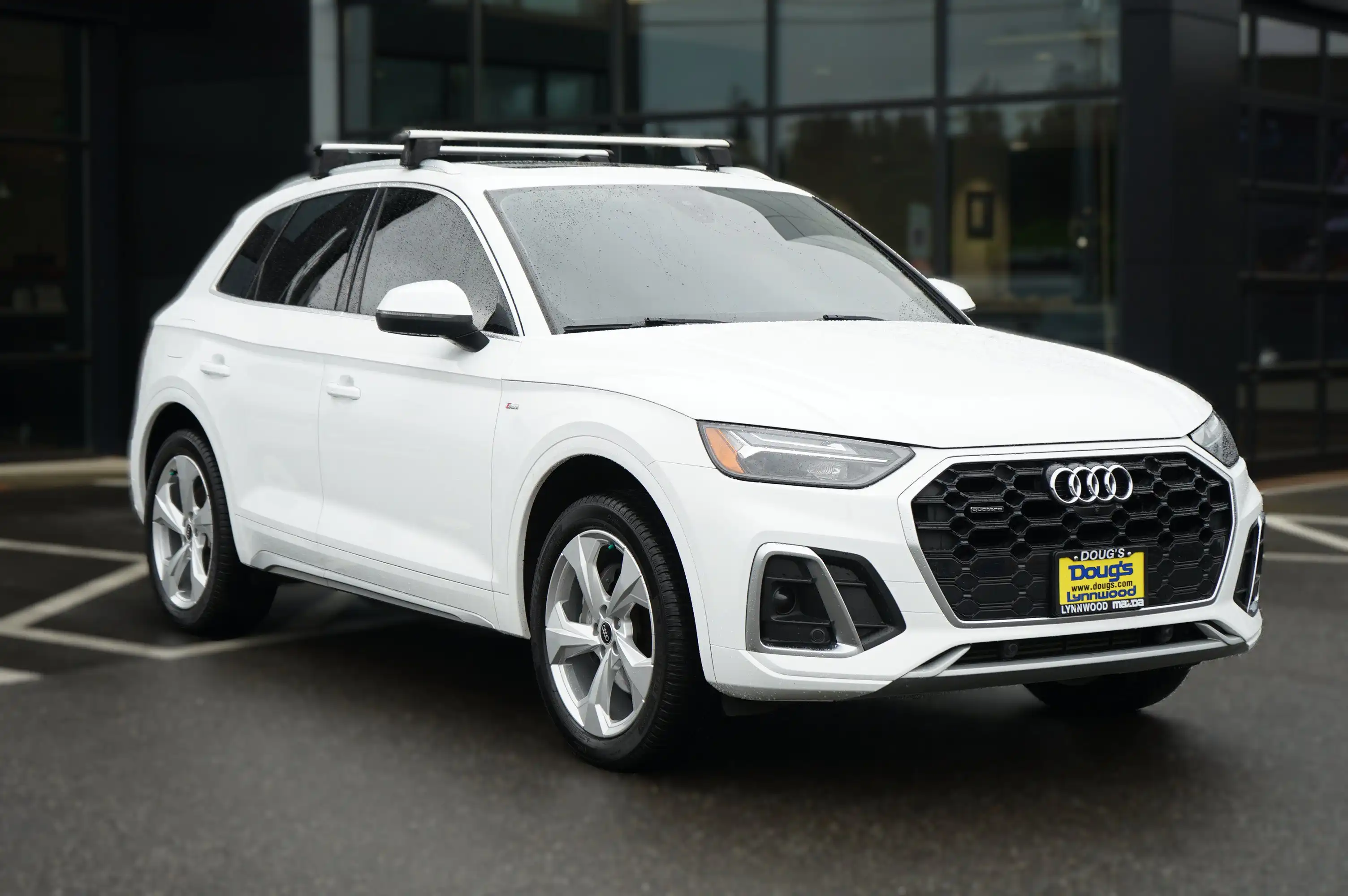2022 Audi Q5 45 Premium Plus's photo