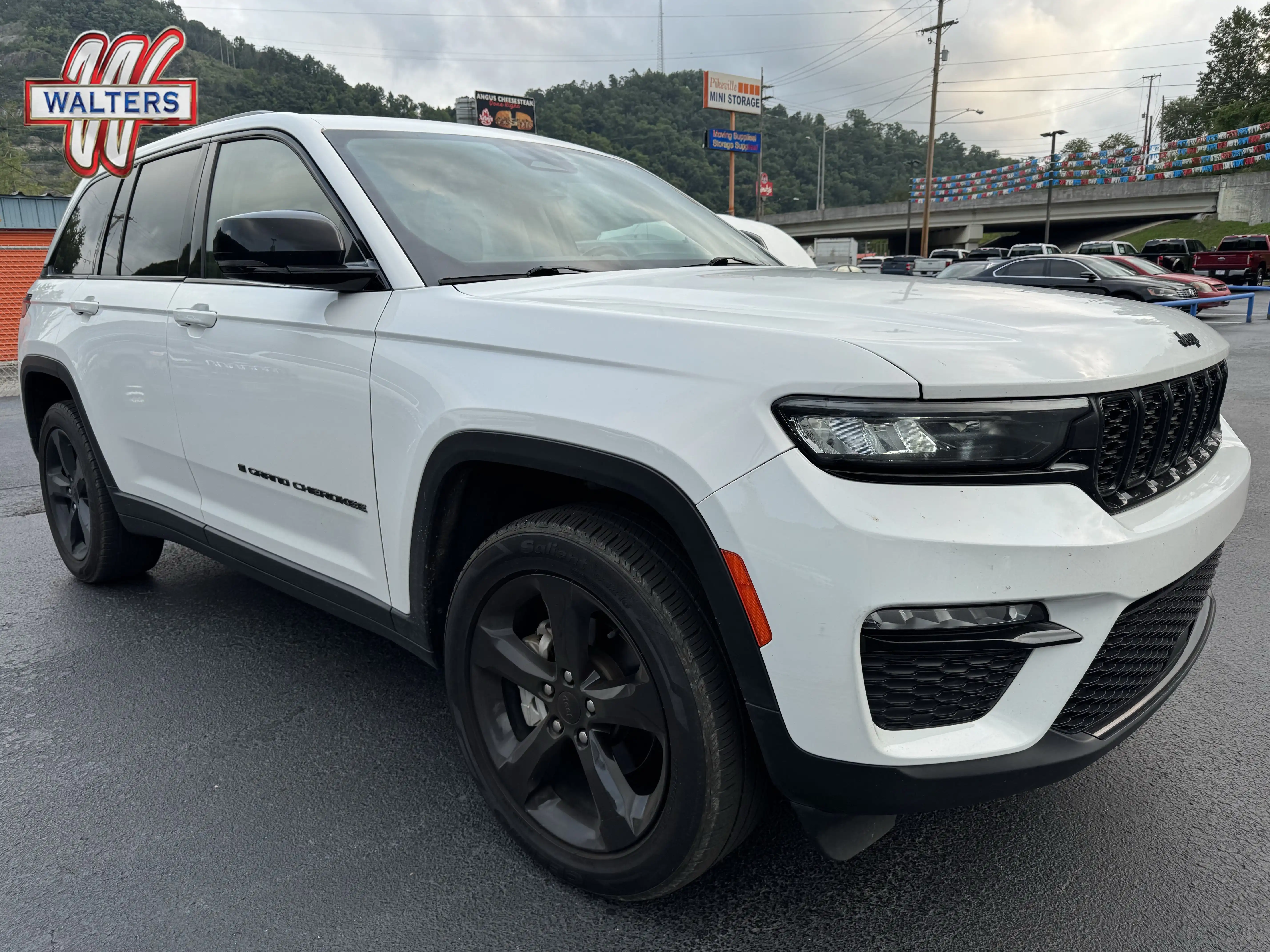 2023 Jeep Grand Cherokee Limited 4x4's photo