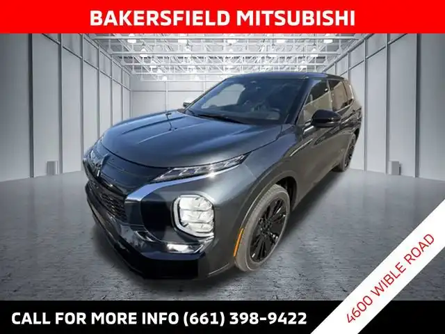 2026 Mitsubishi Outlander LE FWD's photo