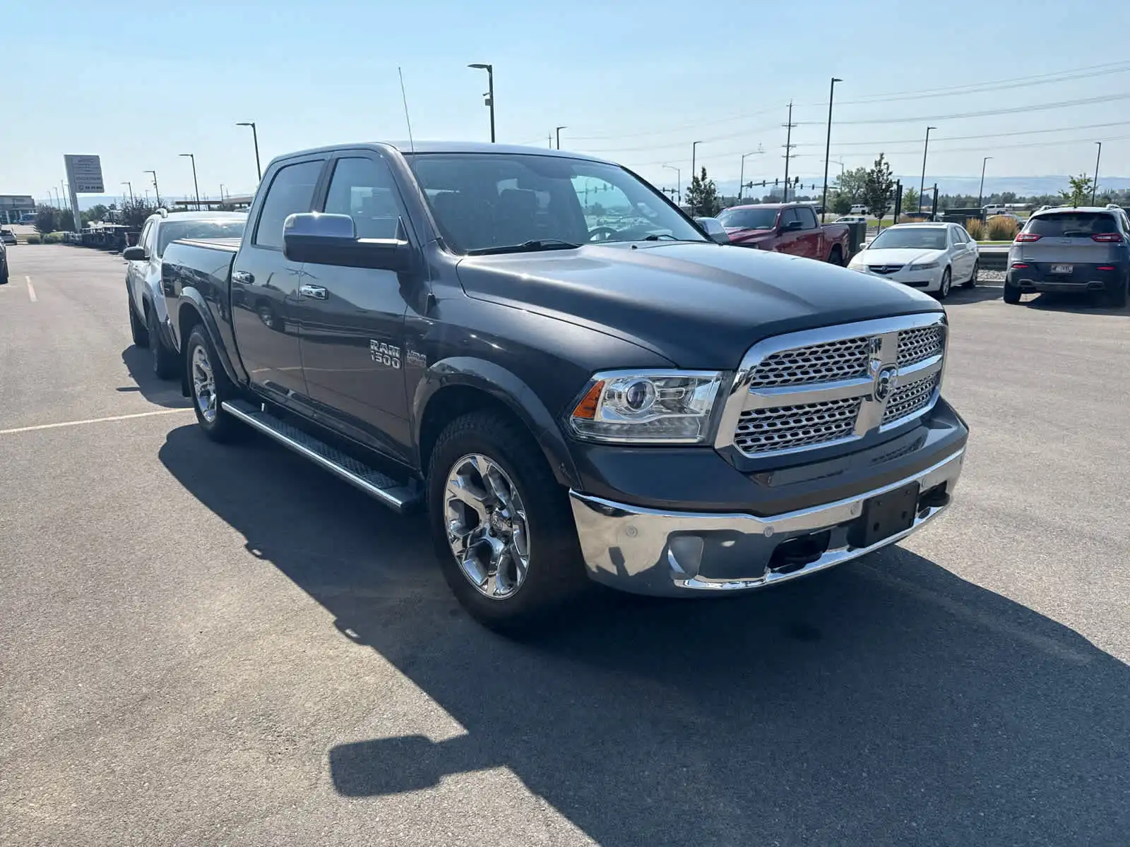 2017 RAM 1500 Laramie 4x4 Crew Cab 5'7's photo