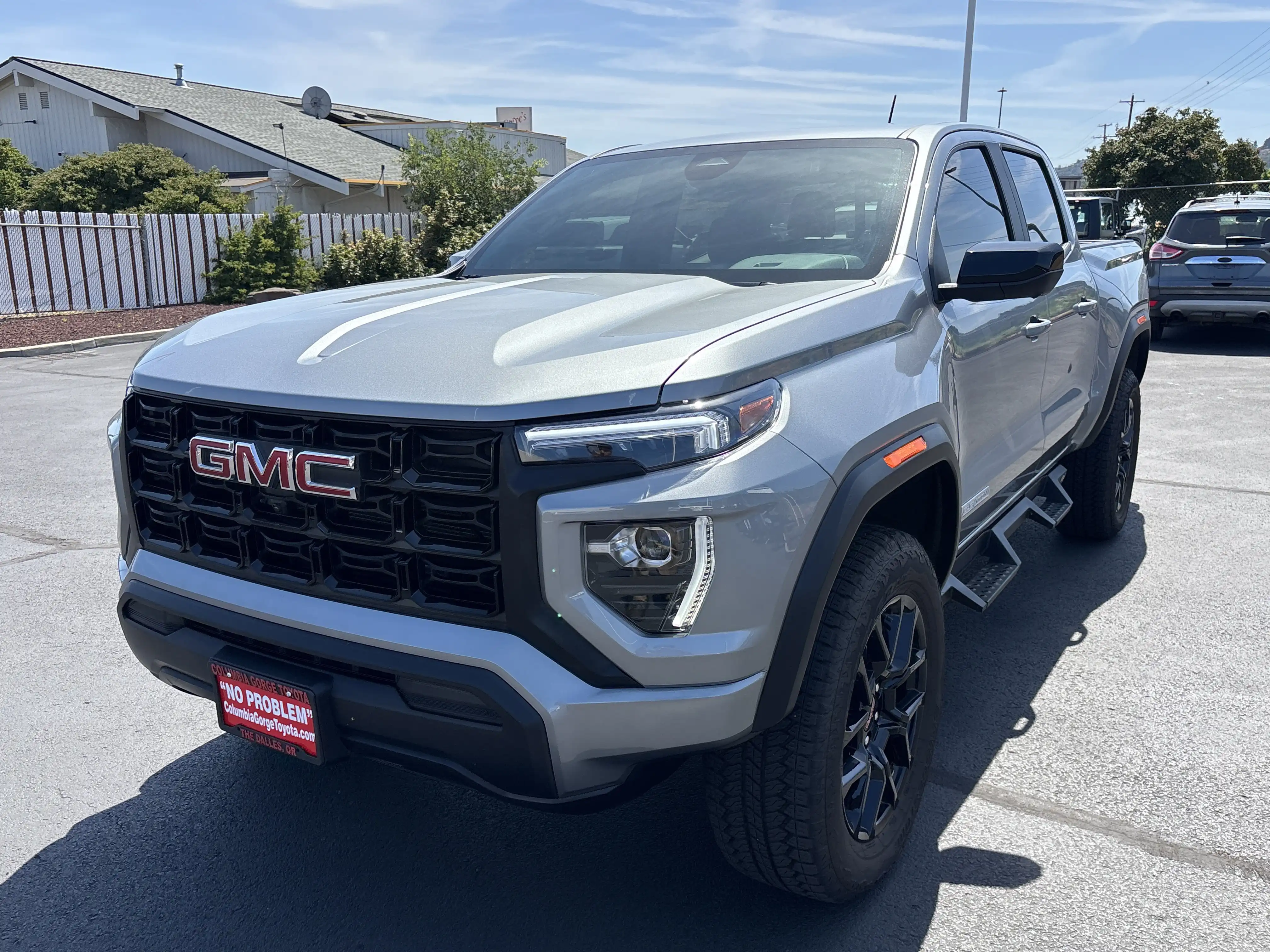 2025 GMC Canyon 4WD Elevation Crew Cab Short Box's photo