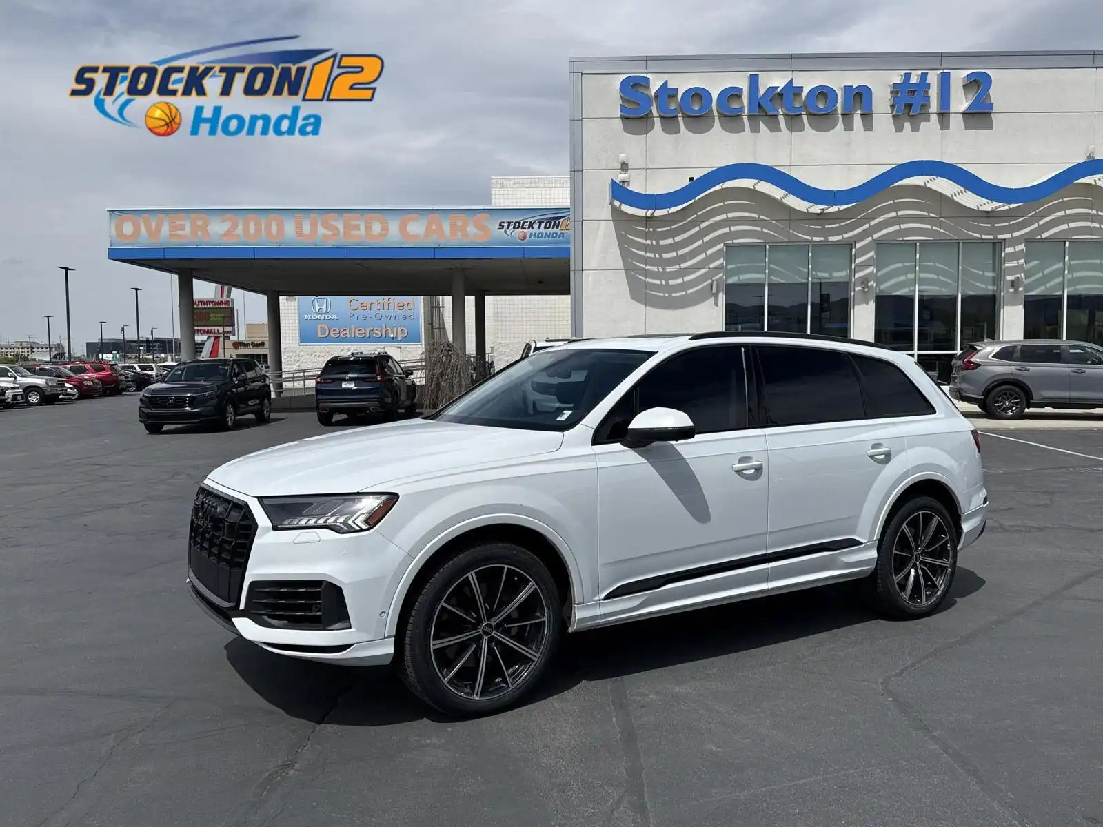 2023 Audi Q7 55 Premium Plus quattro Tiptronic's photo