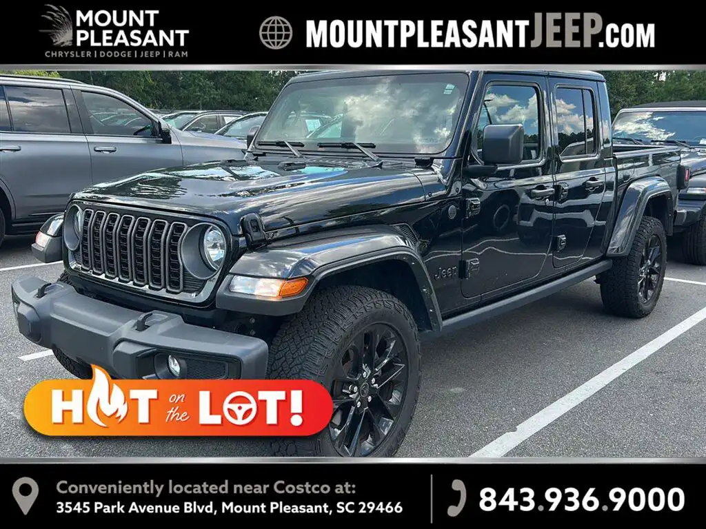 2025 Jeep Gladiator Nighthawk Auto's photo