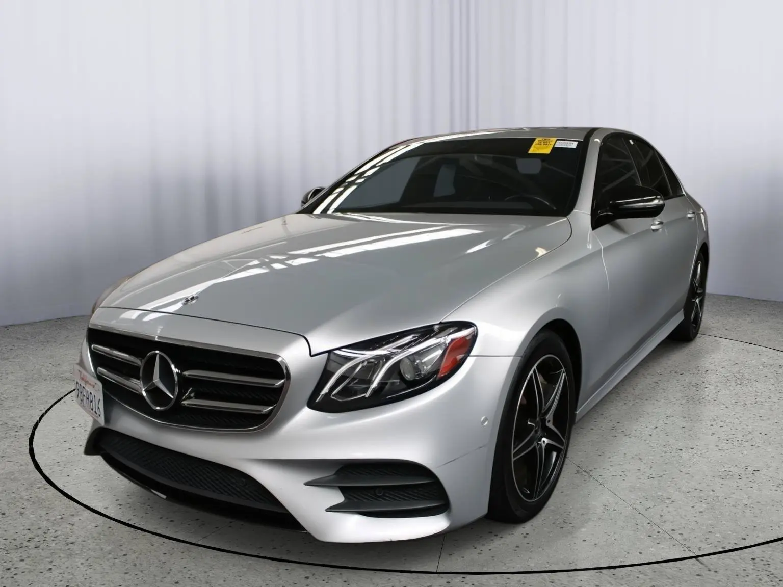 2018 Mercedes-Benz E-Class E300 photo 3