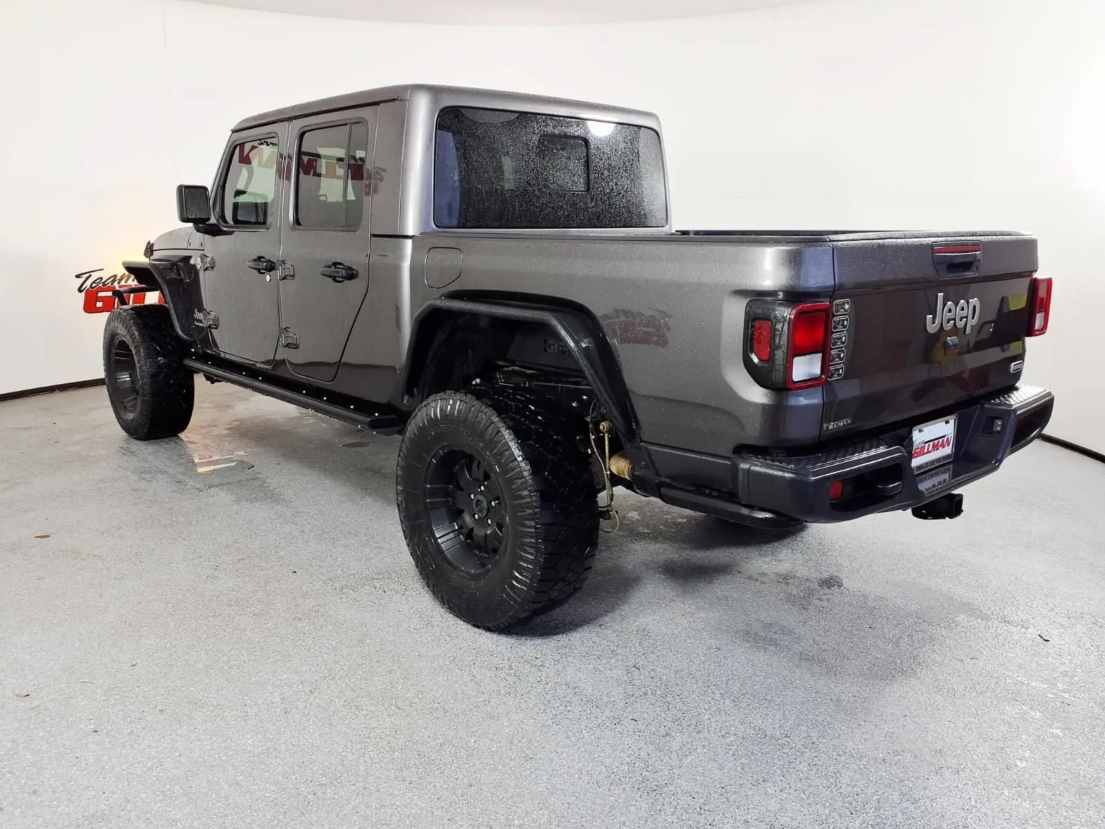 2021 Jeep Gladiator Overland photo 4