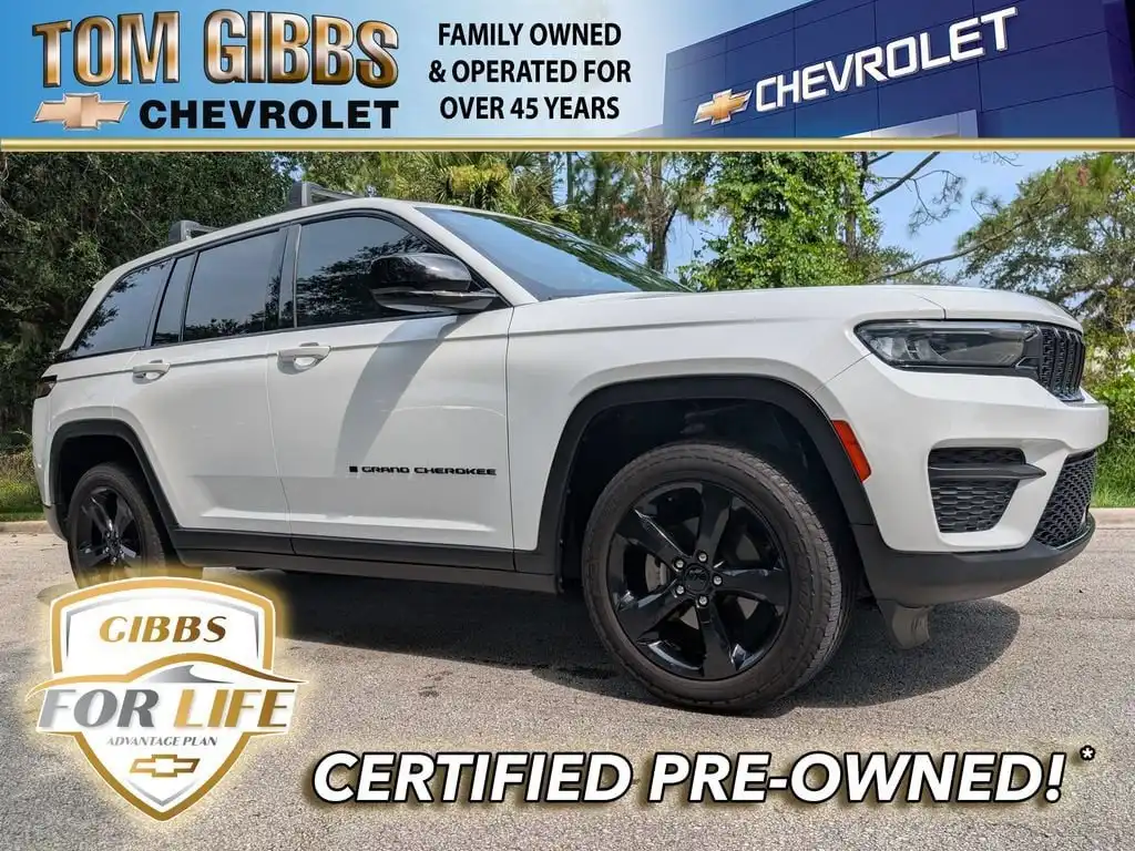 2023 Jeep Grand Cherokee Altitude X 4x4's photo