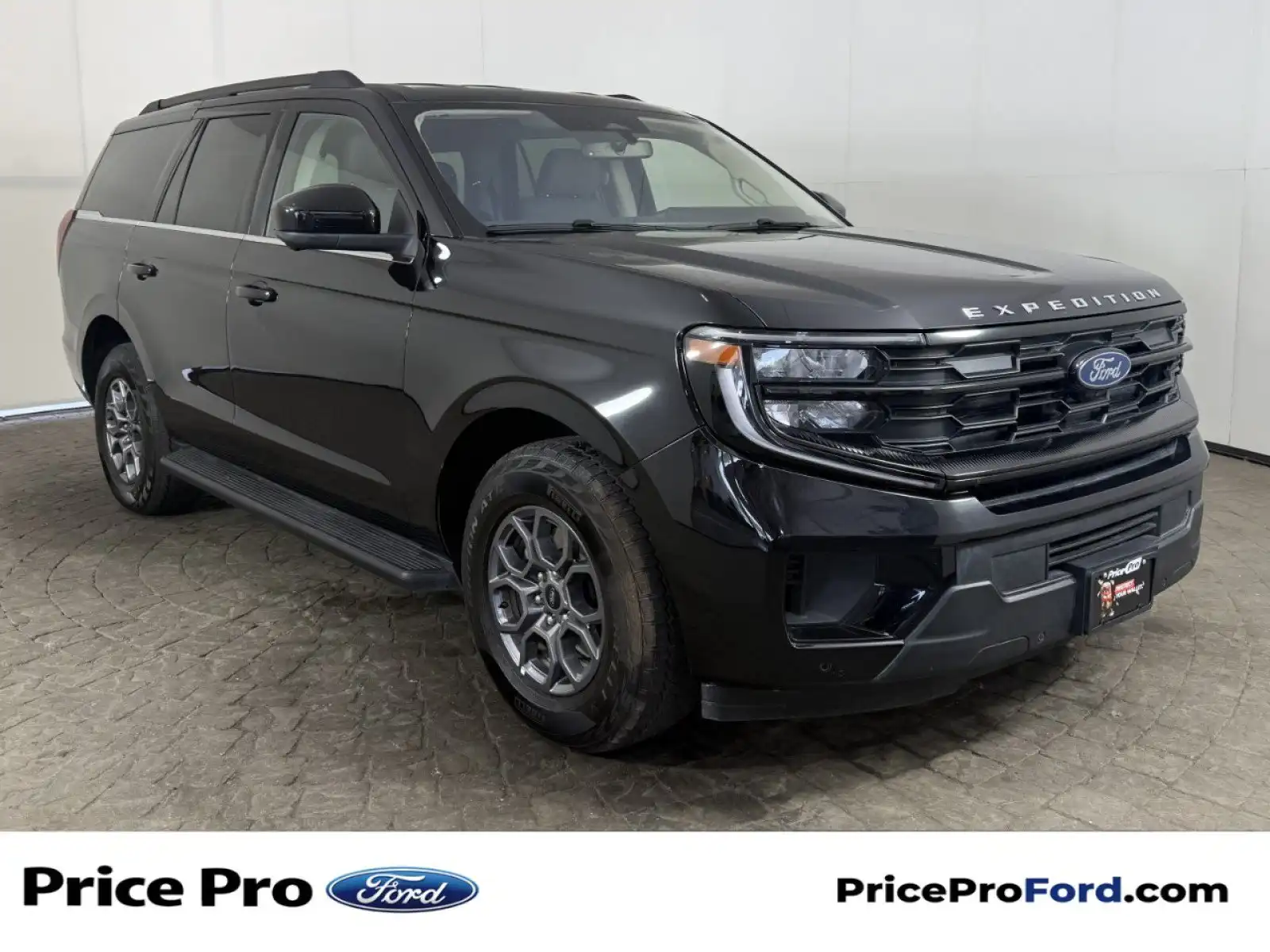 2025 Ford Expedition Active 4x4's photo