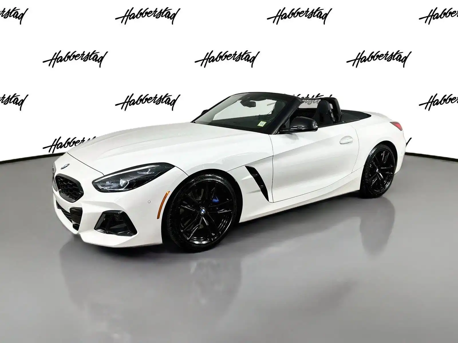 2024 BMW Z4 M40i's photo