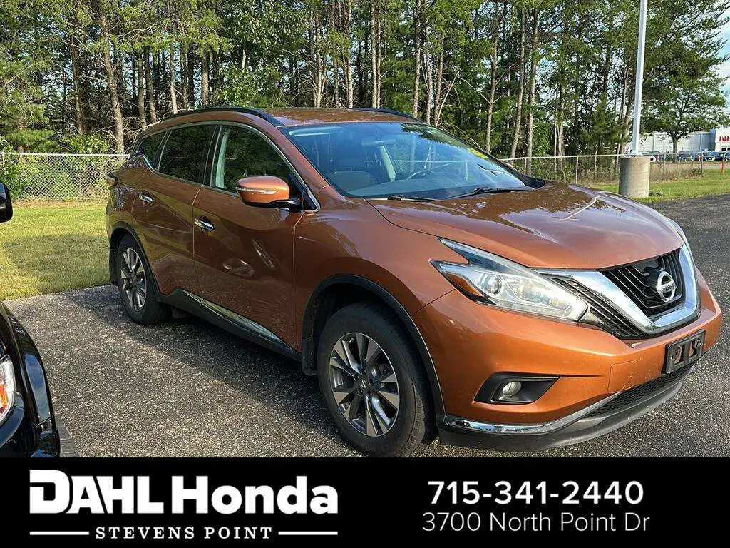2015 Nissan Murano SV AWD photo 1