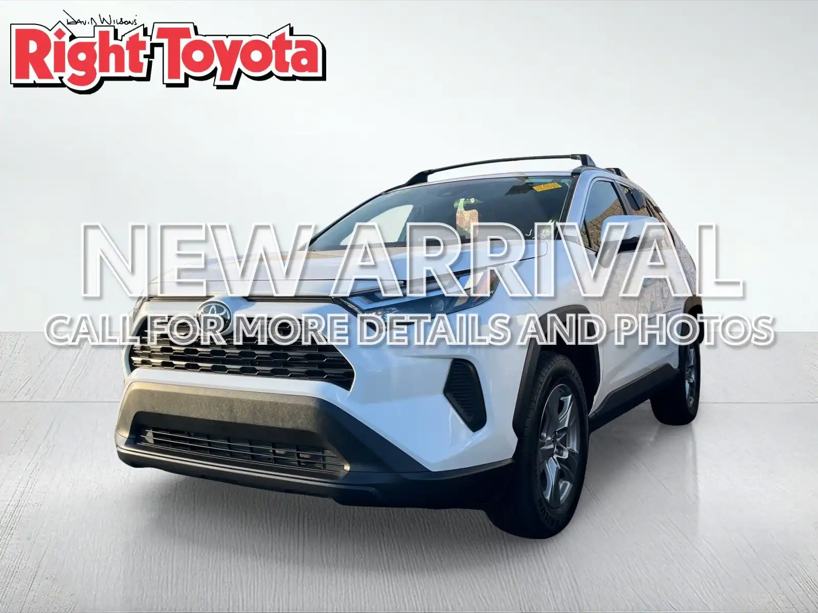 2024 Toyota RAV4 XLE FWD's photo