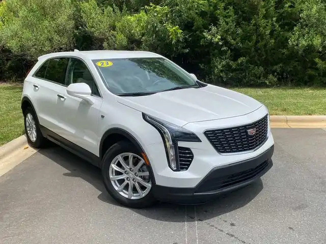 2023 Cadillac XT4 Luxury's photo