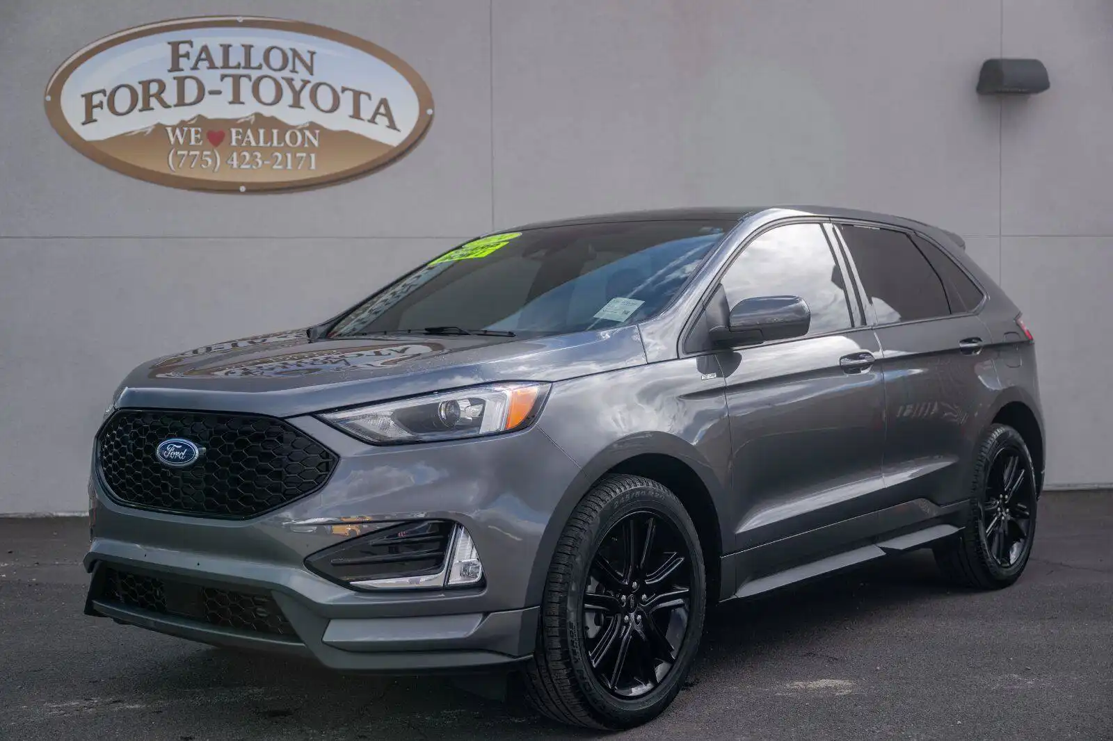 2024 Ford Edge ST-Line AWD's photo