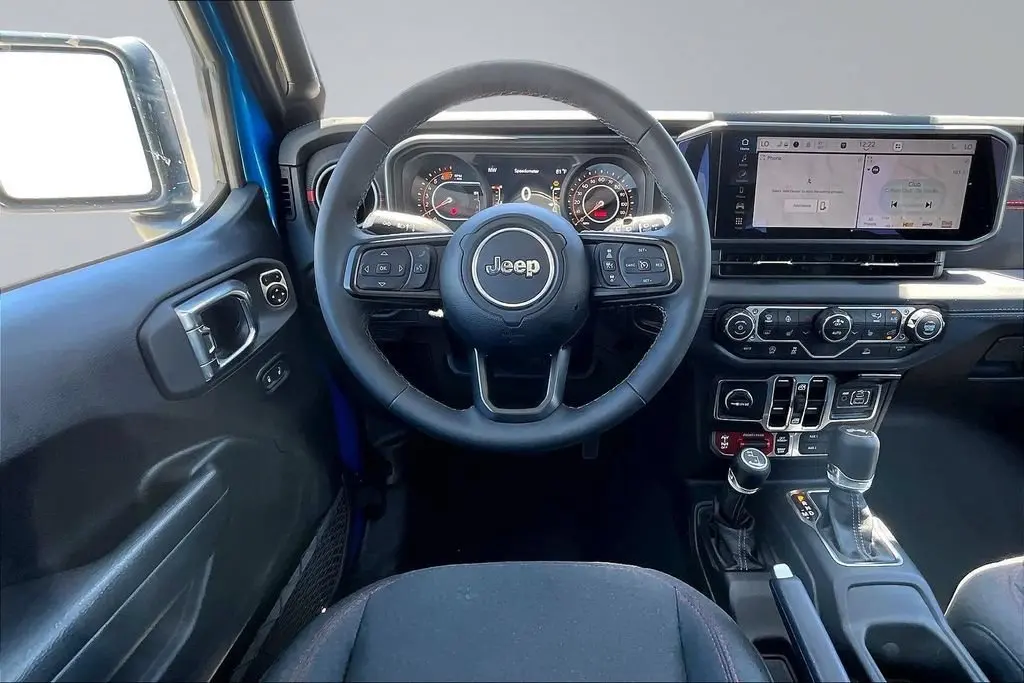 2025 Jeep Wrangler Rubicon photo 5