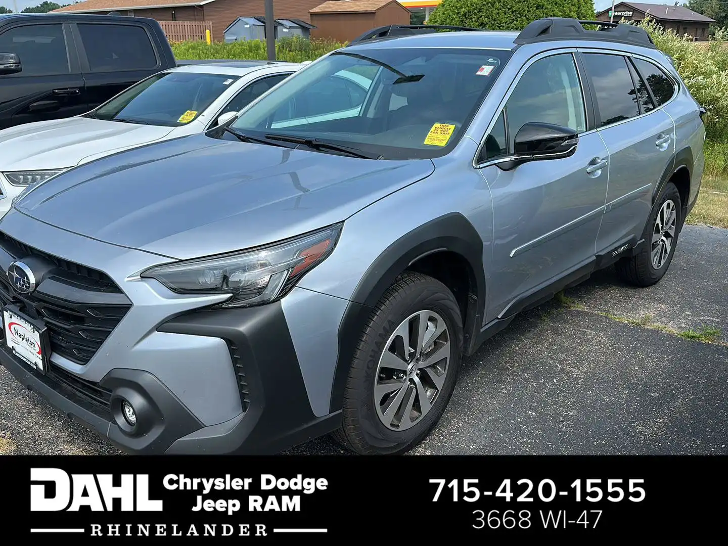 2025 Subaru Outback Premium's photo