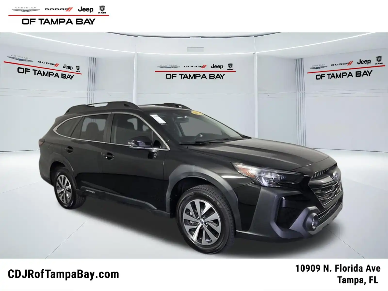2024 Subaru Outback Premium's photo