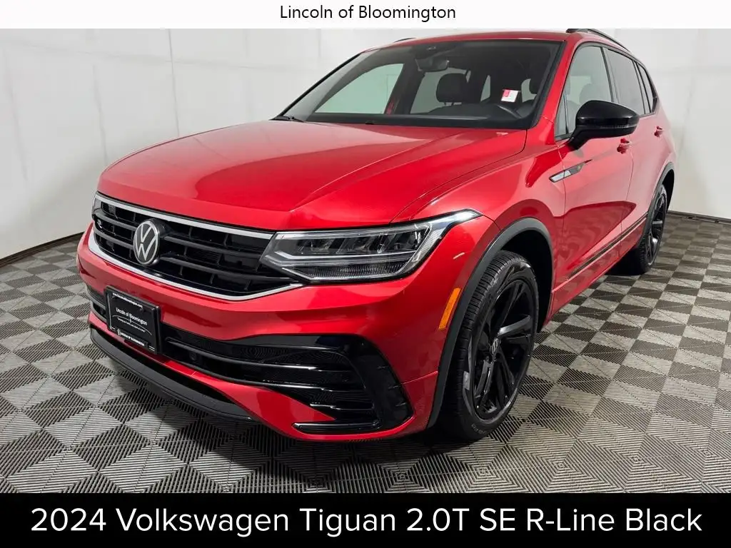 2024 Volkswagen Tiguan 2.0T SE R-Line Black 4Motion's photo