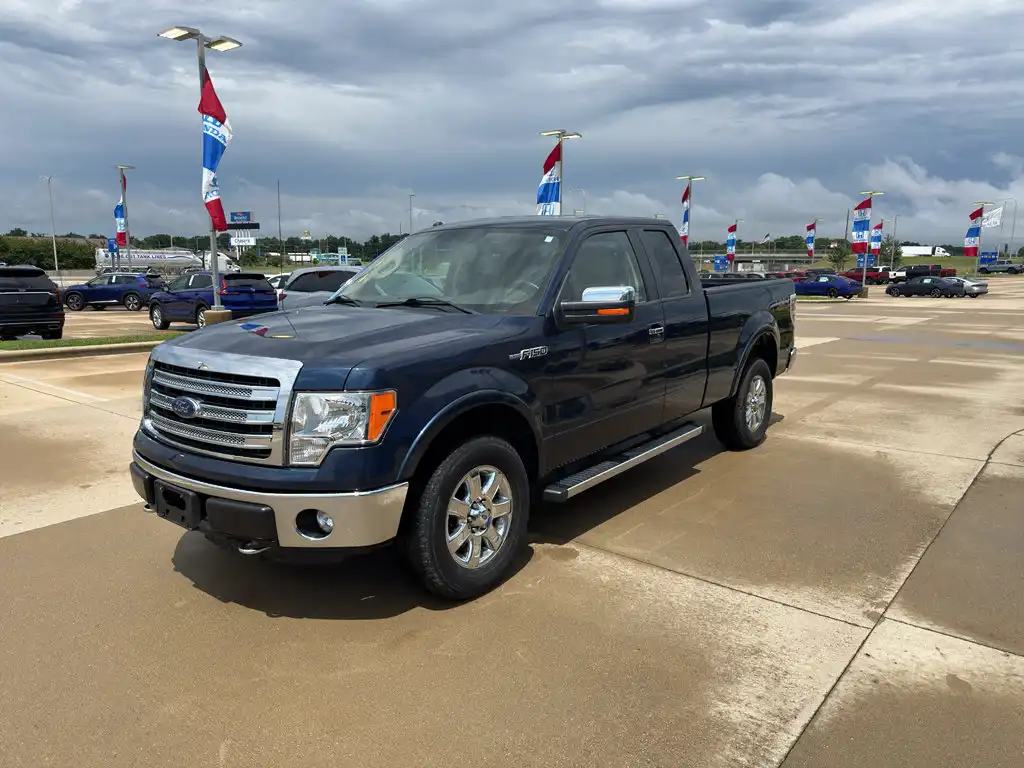 2014 Ford F-150 Lariat 4x4 SuperCab 145-in's photo